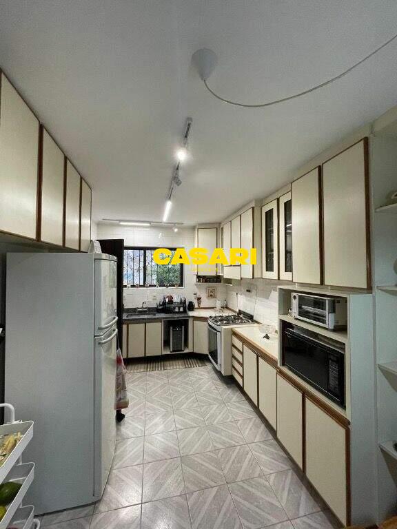 Sobrado para à venda no bairro Vila Euclides, São Bernardo do Campo - Casari Imóveis: 