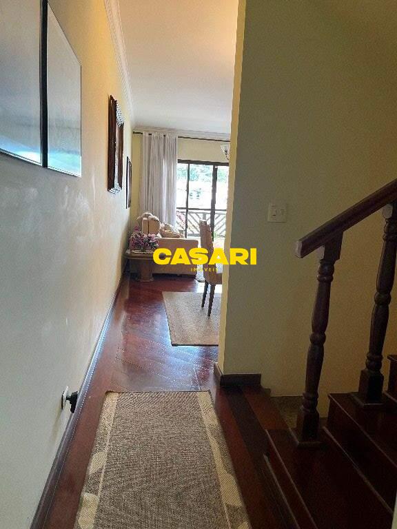 Sobrado para à venda no bairro Assunção, São Bernardo do Campo - Casari Imóveis: 