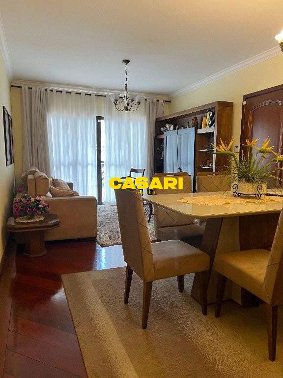 Sobrado para à venda no bairro Assunção, São Bernardo do Campo - Casari Imóveis: 