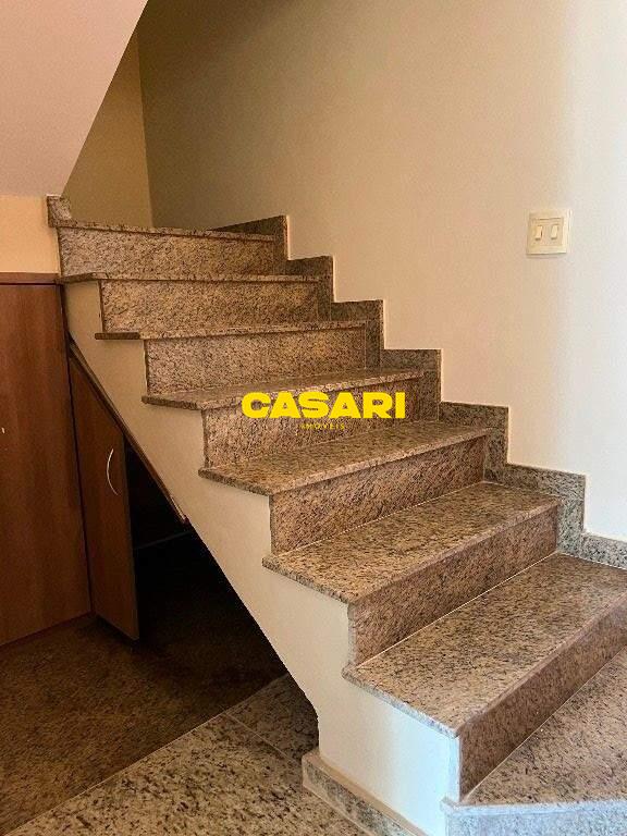 Sobrado para à venda no bairro Assunção, São Bernardo do Campo - Casari Imóveis: 