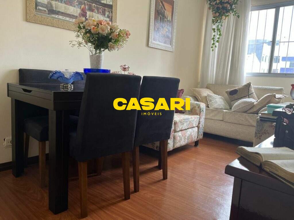 Apartamento para à venda no bairro Santa Terezinha, São Bernardo do Campo - Casari Imóveis: 