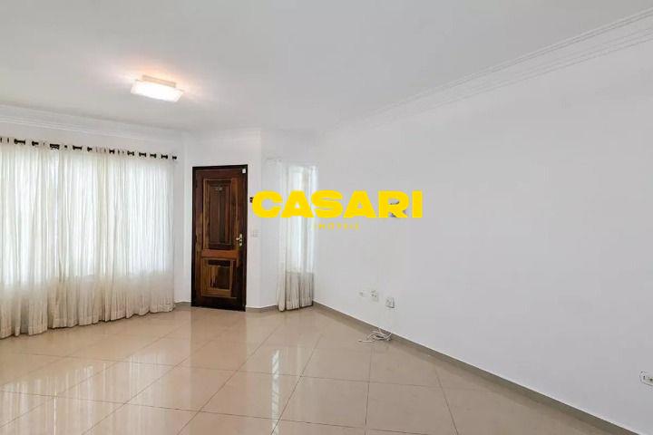 Sobrado para à venda no bairro Assunção, São Bernardo do Campo - Casari Imóveis: 