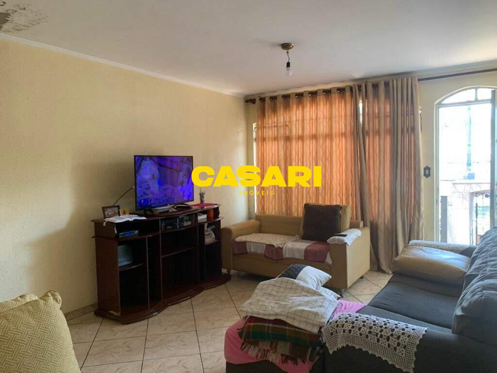 Sobrado para à venda no bairro Rudge Ramos, São Bernardo do Campo - Casari Imóveis: 