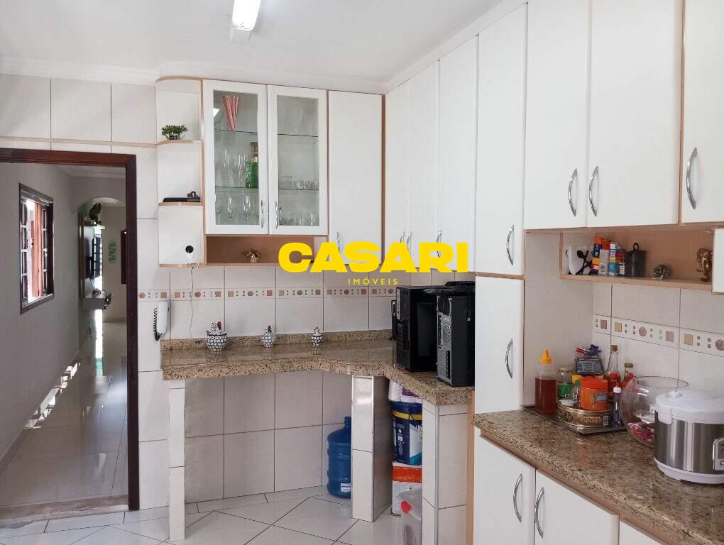 Casa para à venda no bairro Baeta Neves, São Bernardo do Campo - Casari Imóveis: 