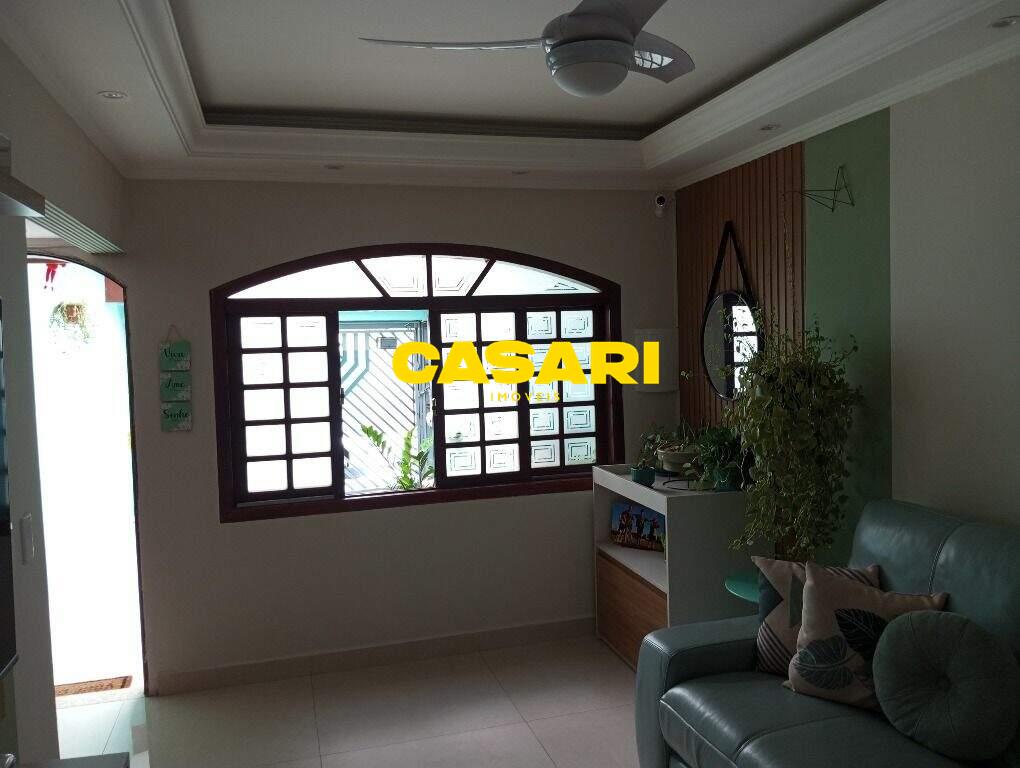 Casa para à venda no bairro Baeta Neves, São Bernardo do Campo - Casari Imóveis: 