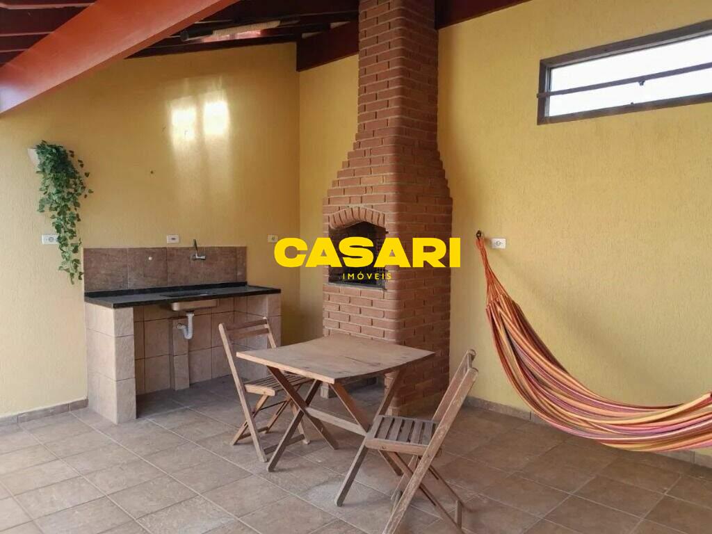 Sobrado para à venda no bairro Vila Curuçá, São Bernardo do Campo - Casari Imóveis: 