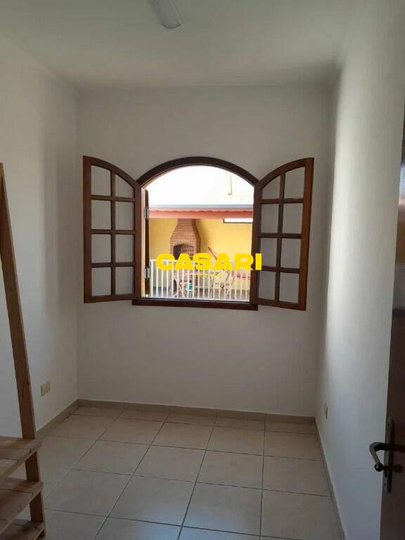 Sobrado para à venda no bairro Vila Curuçá, São Bernardo do Campo - Casari Imóveis: 