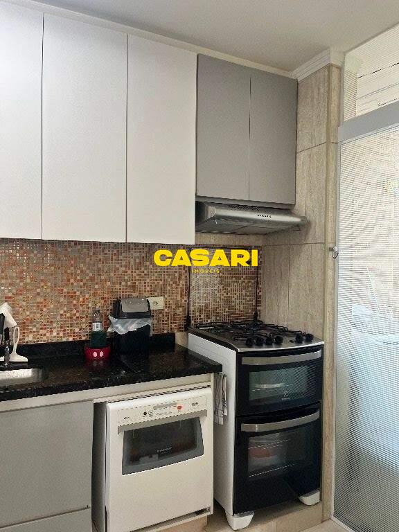 Apartamento para à venda no bairro Rudge Ramos, São Bernardo do Campo - Casari Imóveis: 