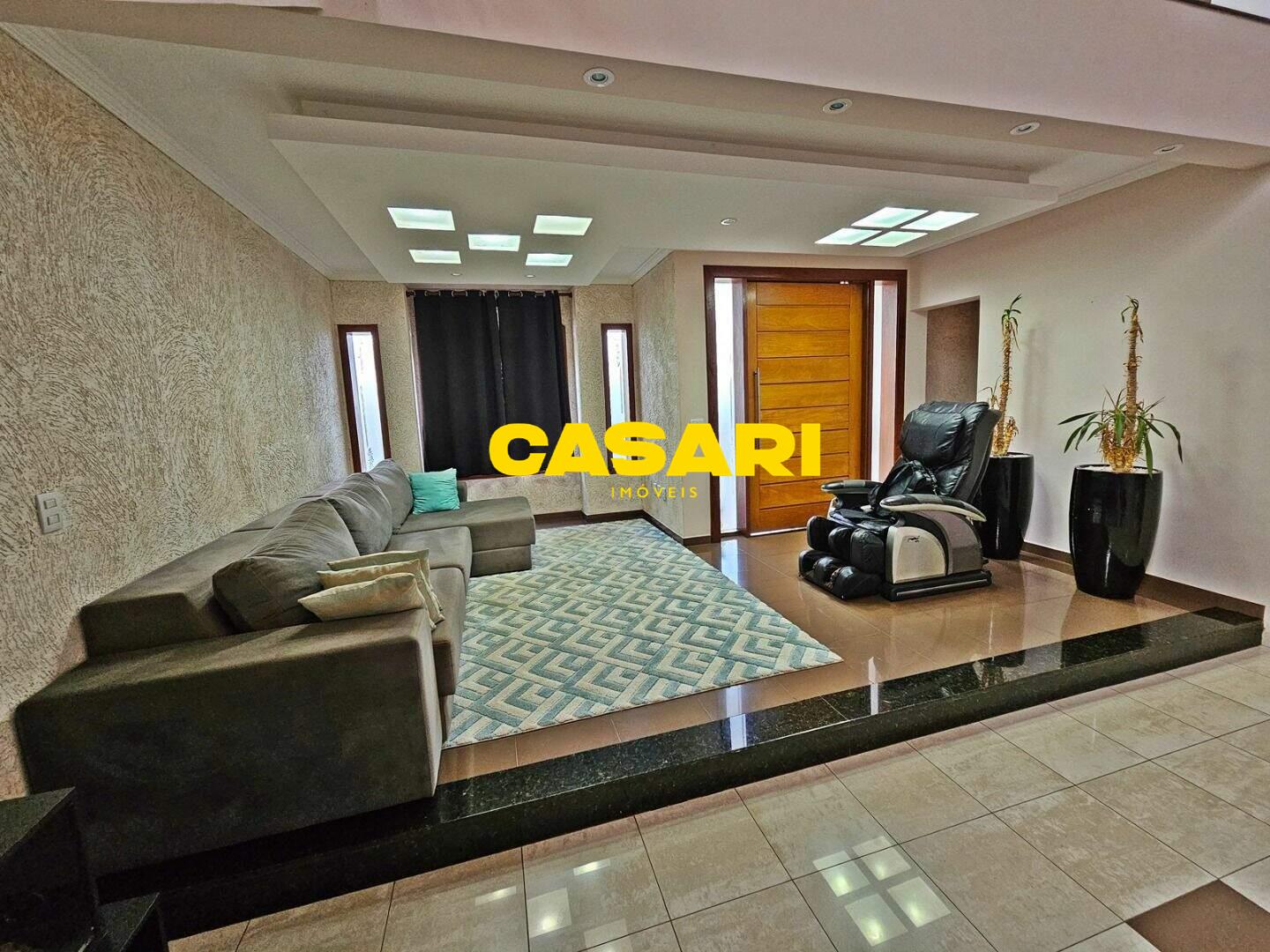 Casa para à venda no bairro Flora Ville, São Bernardo do Campo - Casari Imóveis: 