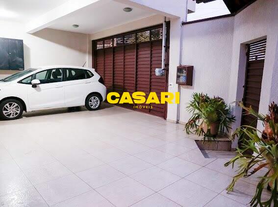 Sobrado para à venda no bairro Nova Petrópolis, São Bernardo do Campo - Casari Imóveis: 