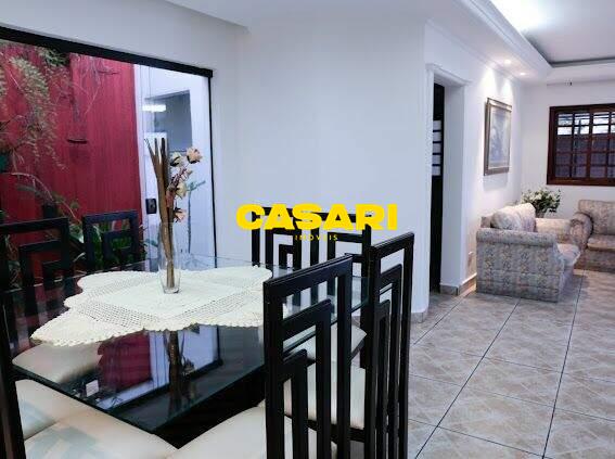 Sobrado para à venda no bairro Nova Petrópolis, São Bernardo do Campo - Casari Imóveis: 