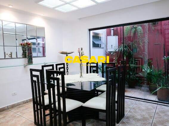 Sobrado para à venda no bairro Nova Petrópolis, São Bernardo do Campo - Casari Imóveis: 