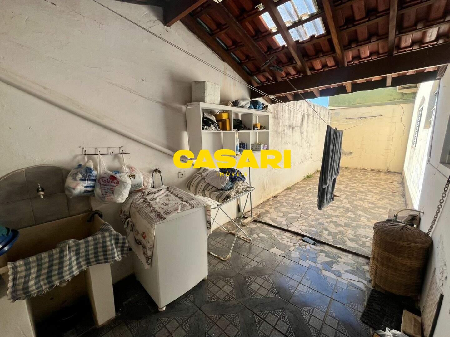 Casa para à venda no bairro Jardim Hermínia, São Bernardo do Campo - Casari Imóveis: 