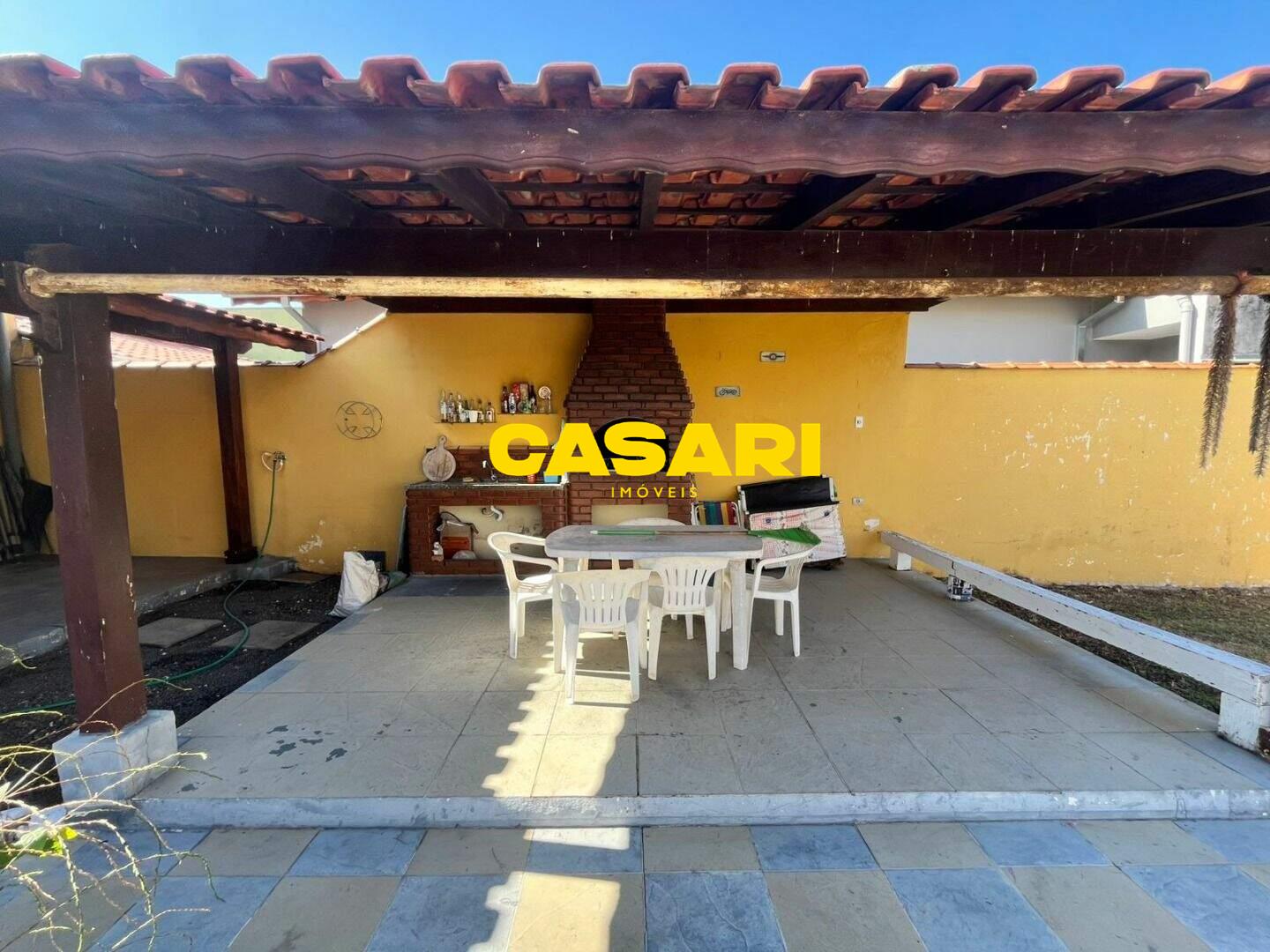 Casa para à venda no bairro Jardim Hermínia, São Bernardo do Campo - Casari Imóveis: 