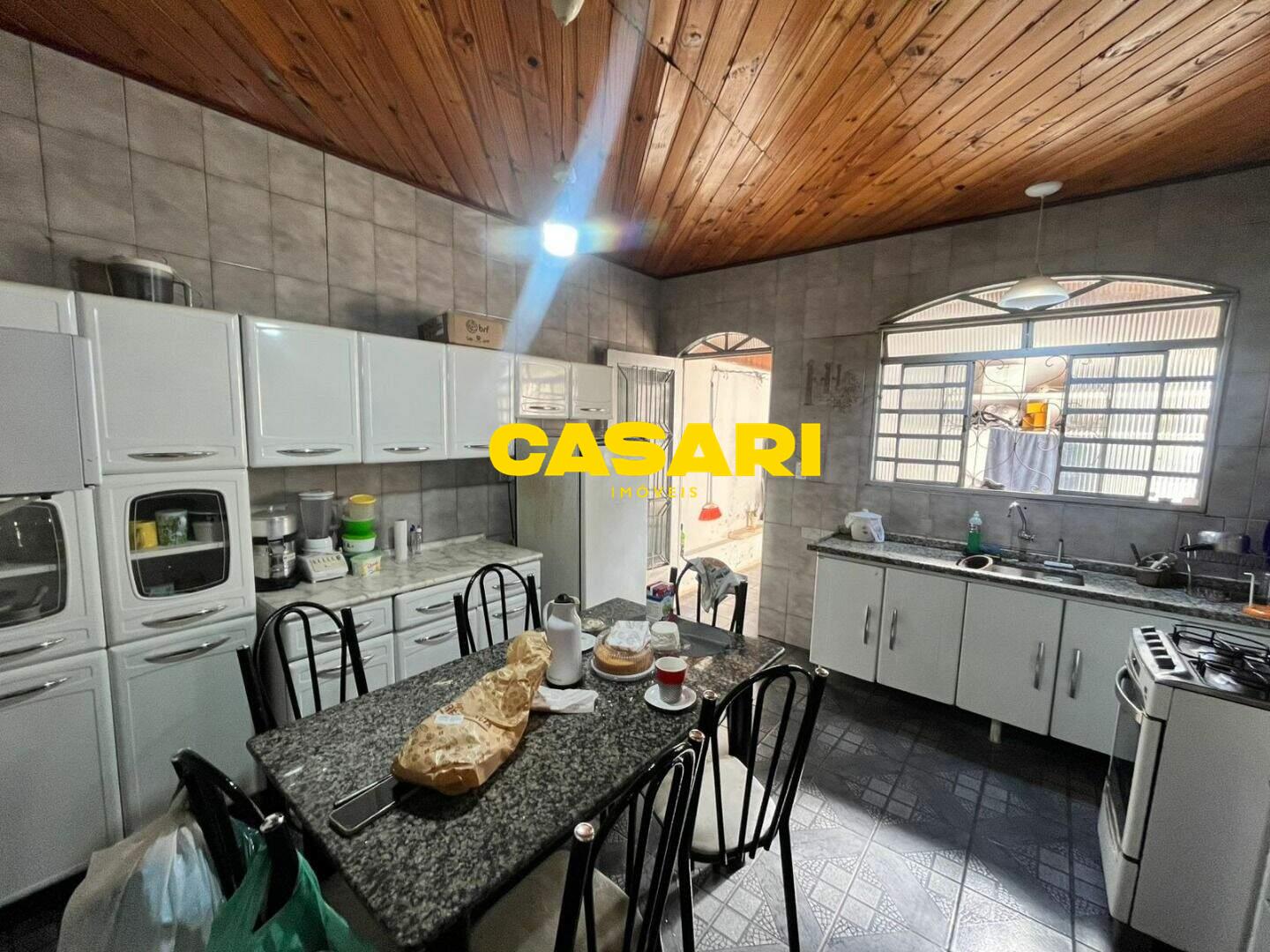 Casa para à venda no bairro Jardim Hermínia, São Bernardo do Campo - Casari Imóveis: 