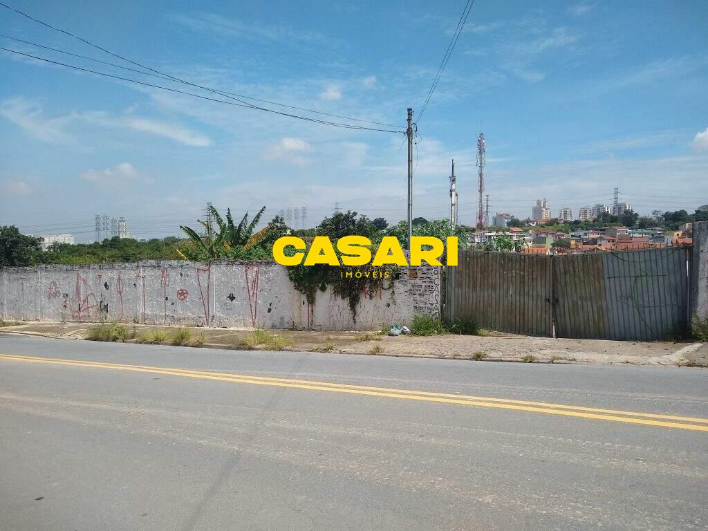 Terreno para para aluguel no bairro Jardim Jamaica, São Bernardo do Campo - Casari Imóveis: 