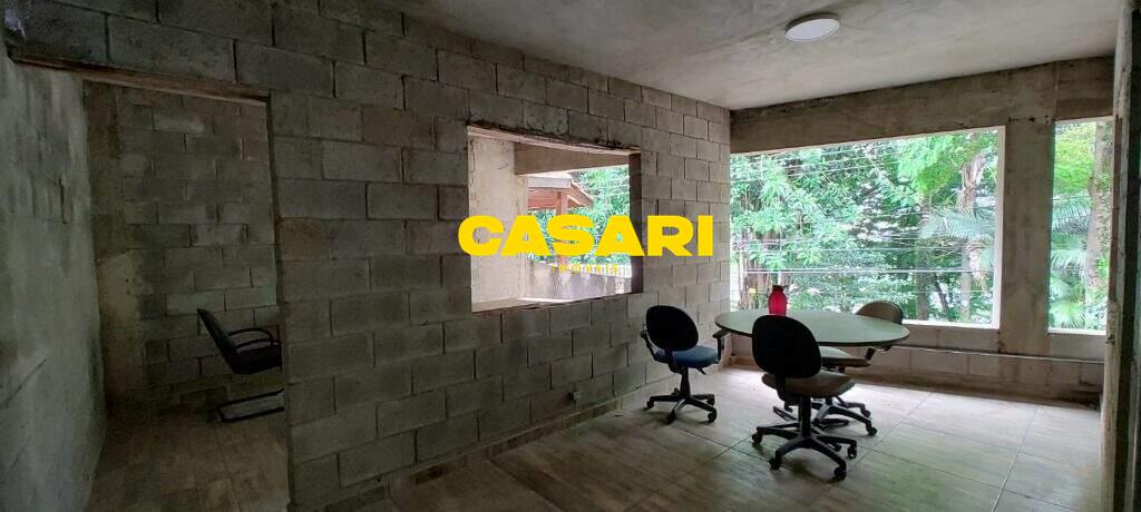 Galpão para para aluguel no bairro Jordanópolis, São Bernardo do Campo - Casari Imóveis: 