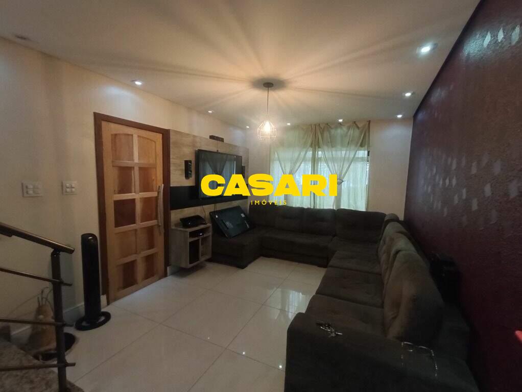 Sobrado para para aluguel no bairro Paulicéia, São Bernardo do Campo - Casari Imóveis: 