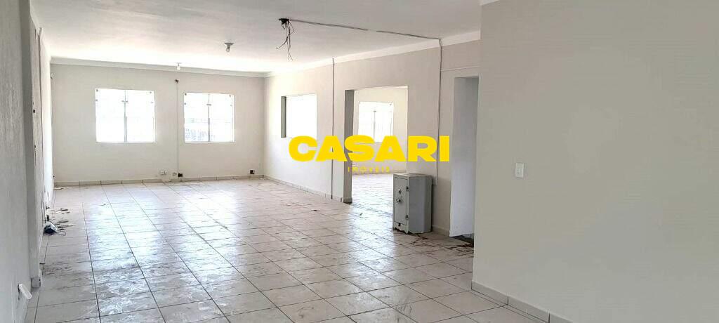 Prédio para para aluguel no bairro Taboão, São Bernardo do Campo - Casari Imóveis: 
