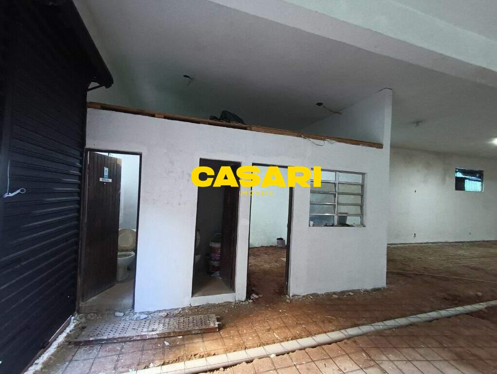 Salão para para aluguel no bairro Baeta Neves, São Bernardo do Campo - Casari Imóveis: 