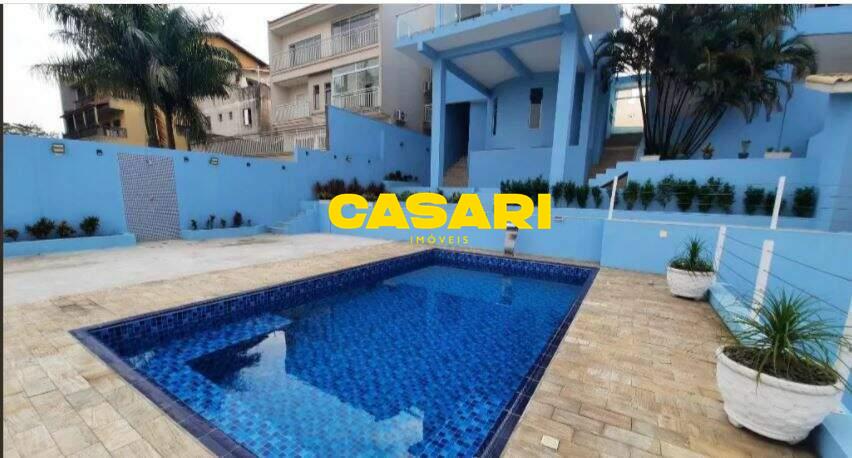 Sobrado para à venda no bairro Dos Casa, São Bernardo do Campo - Casari Imóveis: 