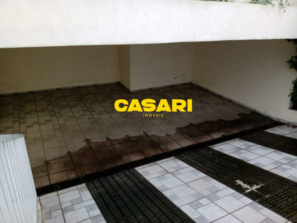 Casa para à venda no bairro Vila Euclides, São Bernardo do Campo - Casari Imóveis: 