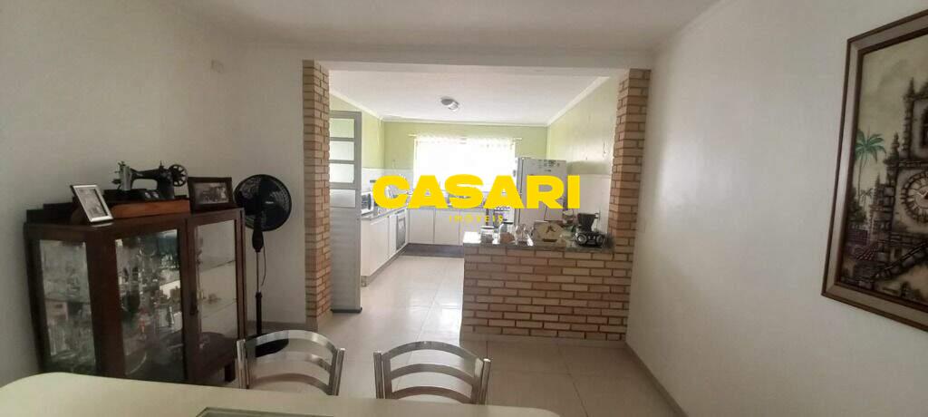 Sobrado para à venda no bairro Jardim do Mar, São Bernardo do Campo - Casari Imóveis: 