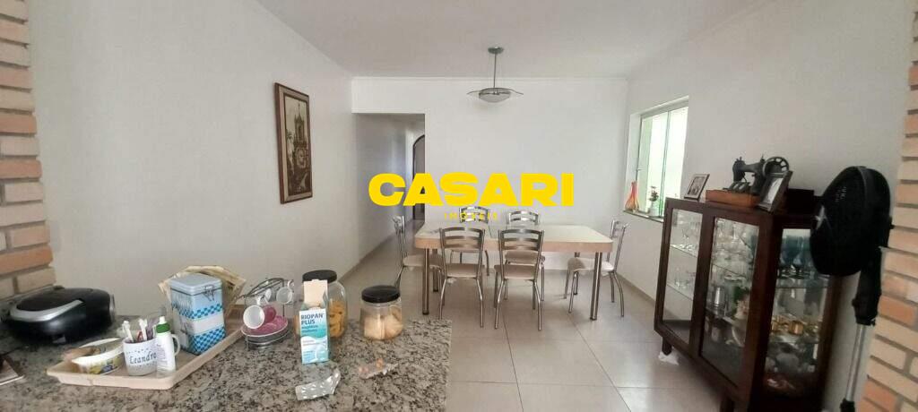 Sobrado para à venda no bairro Jardim do Mar, São Bernardo do Campo - Casari Imóveis: 