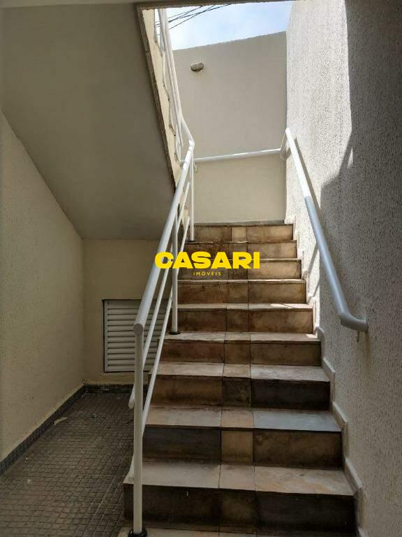 Sobrado para à venda no bairro Jordanópolis, São Bernardo do Campo - Casari Imóveis: 