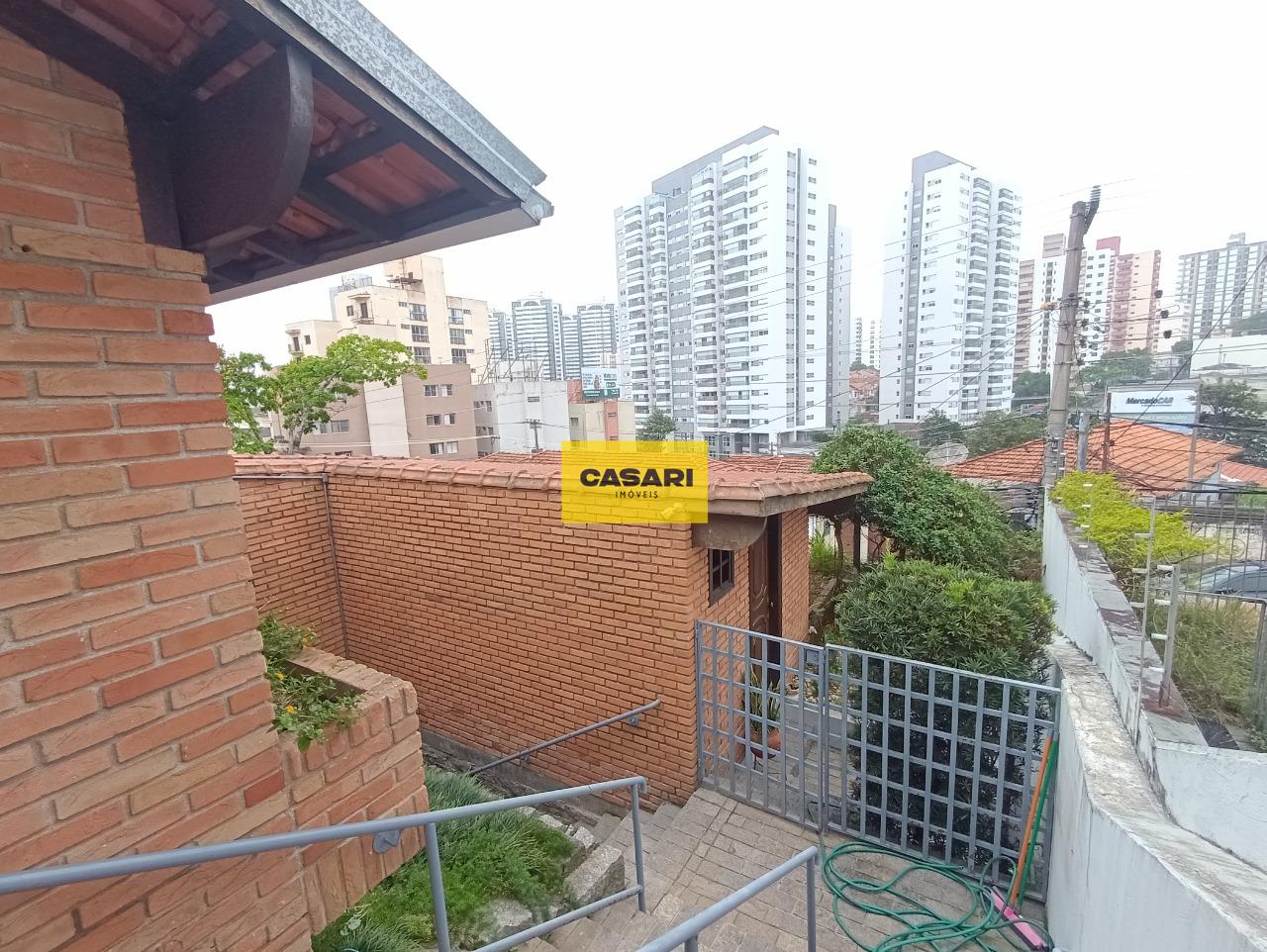Casa Assobradada para para aluguel no bairro Vila Bastos, São Bernardo do Campo - Casari Imóveis: 