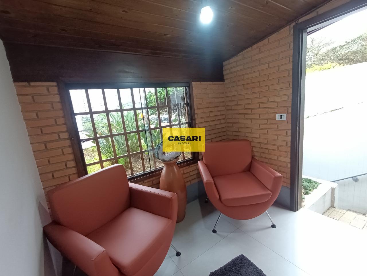 Casa Assobradada para para aluguel no bairro Vila Bastos, São Bernardo do Campo - Casari Imóveis: 