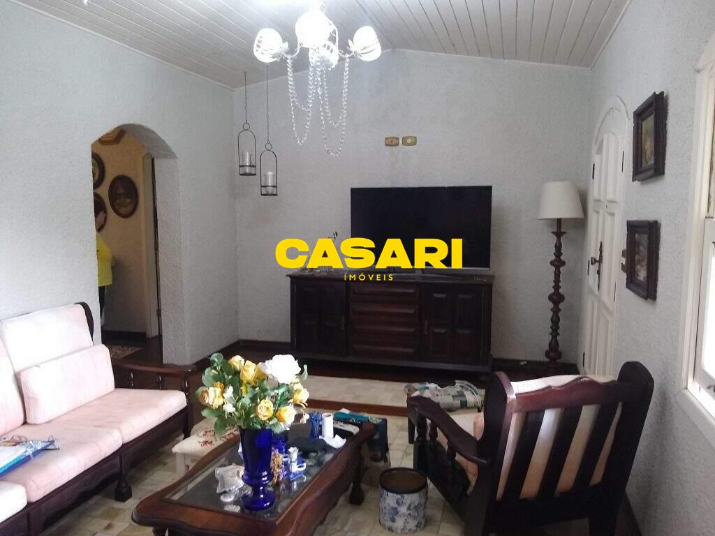 Casa para para aluguel no bairro Rio Grande, São Bernardo do Campo - Casari Imóveis: 