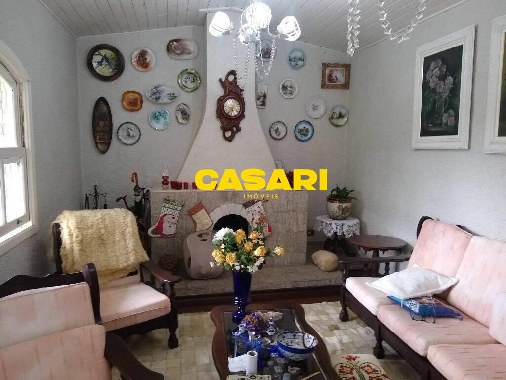 Casa para para aluguel no bairro Rio Grande, São Bernardo do Campo - Casari Imóveis: 