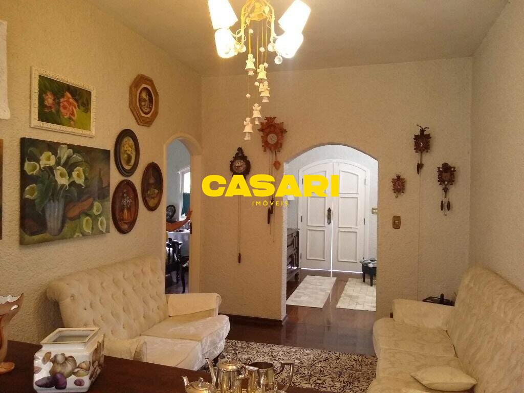 Casa para para aluguel no bairro Rio Grande, São Bernardo do Campo - Casari Imóveis: 