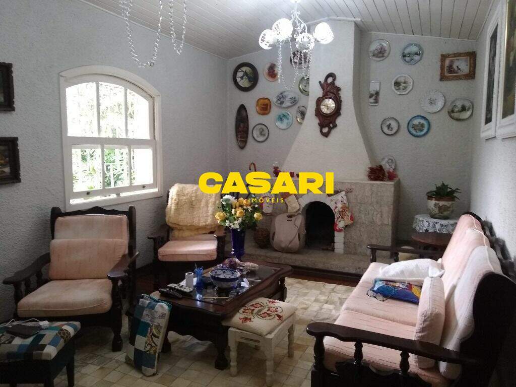 Casa para para aluguel no bairro Rio Grande, São Bernardo do Campo - Casari Imóveis: 