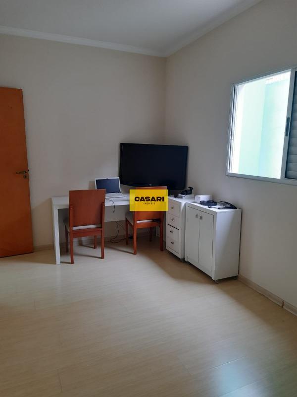 Sobrado para à venda no bairro Rudge Ramos, São Bernardo do Campo - Casari Imóveis: 