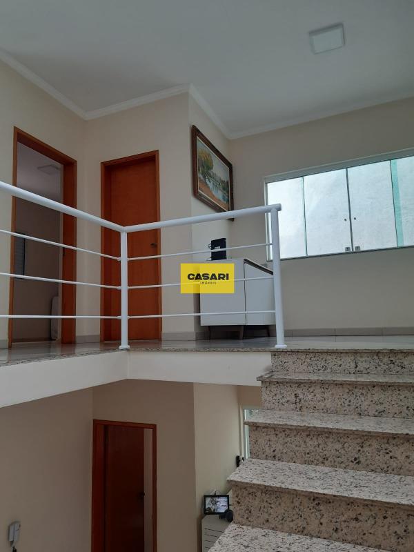 Sobrado para à venda no bairro Rudge Ramos, São Bernardo do Campo - Casari Imóveis: 