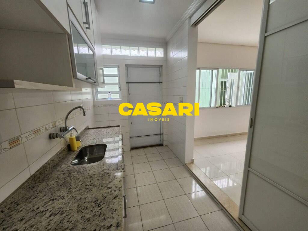 Casa para à venda no bairro Anchieta, São Bernardo do Campo - Casari Imóveis: 