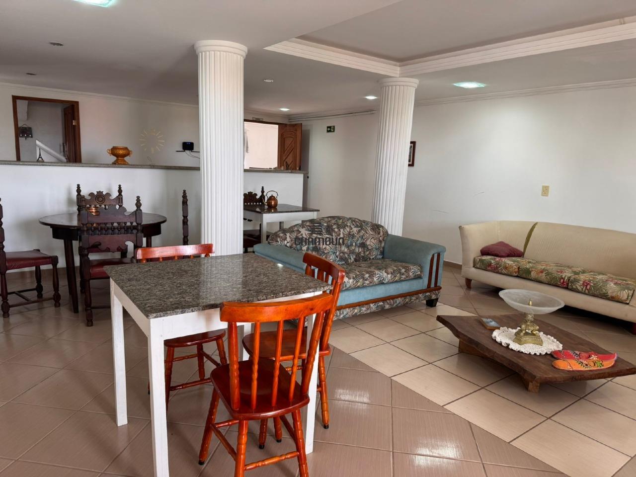 Ponto Comercial à venda no Nova Guarapari: Casa frente rodovia em Nova Guarapari 