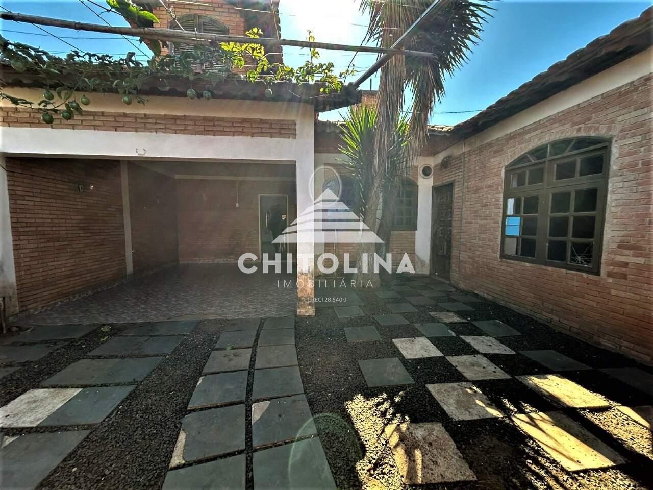 Casa à venda no Centro: 