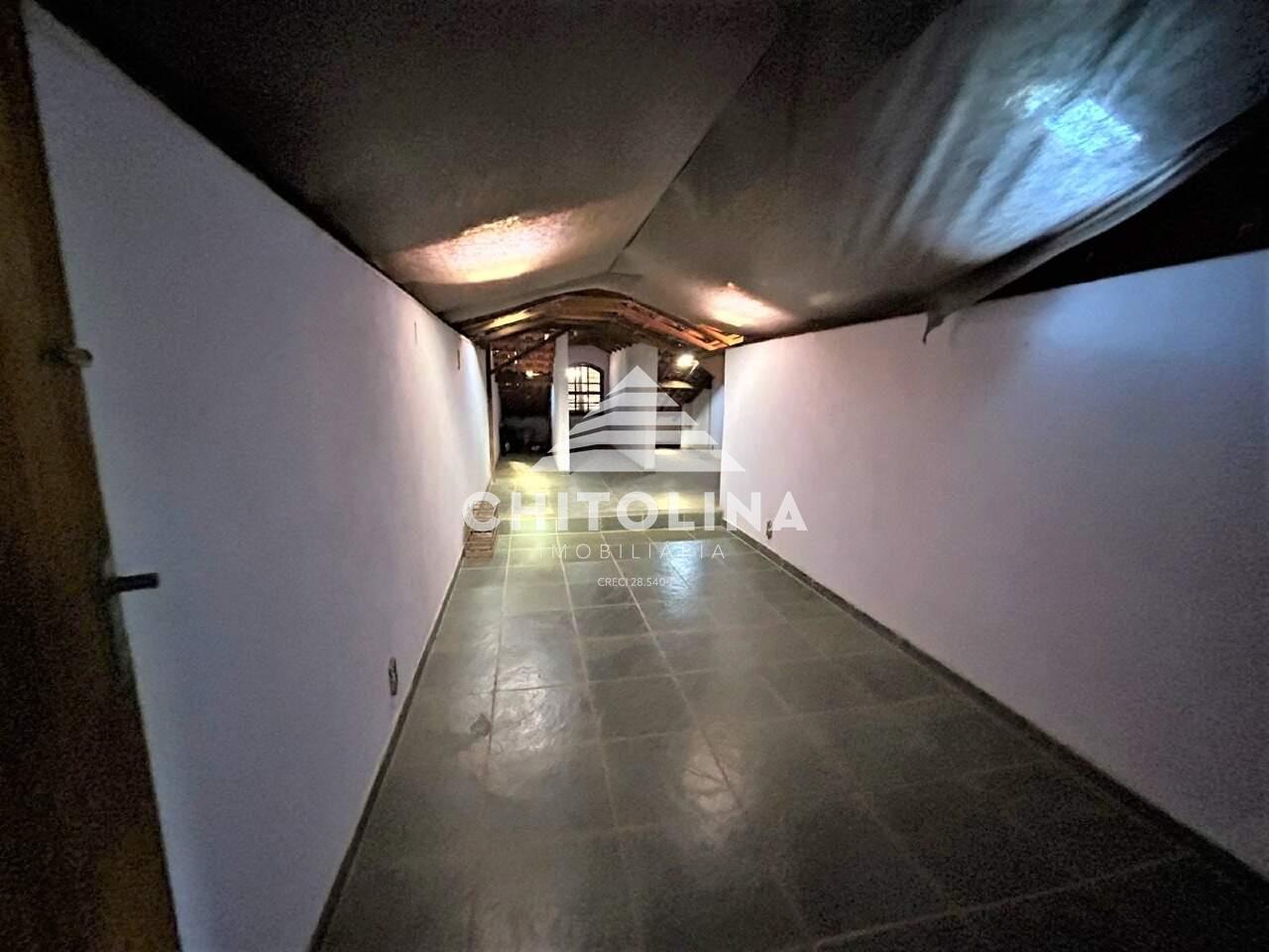 Casa à venda no Centro: 