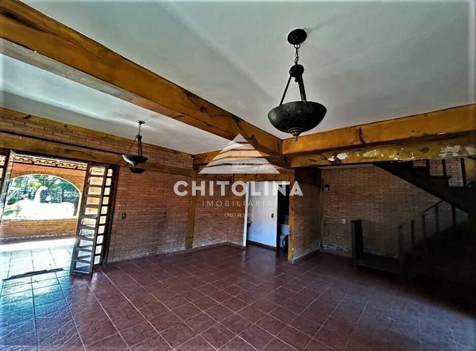 Casa à venda no Centro: 