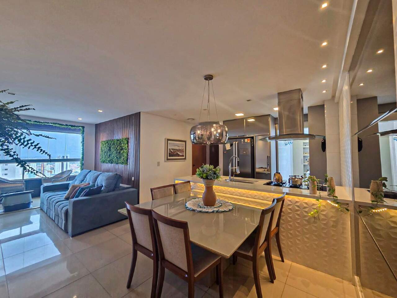 Apartamento à venda no Brisamar: 