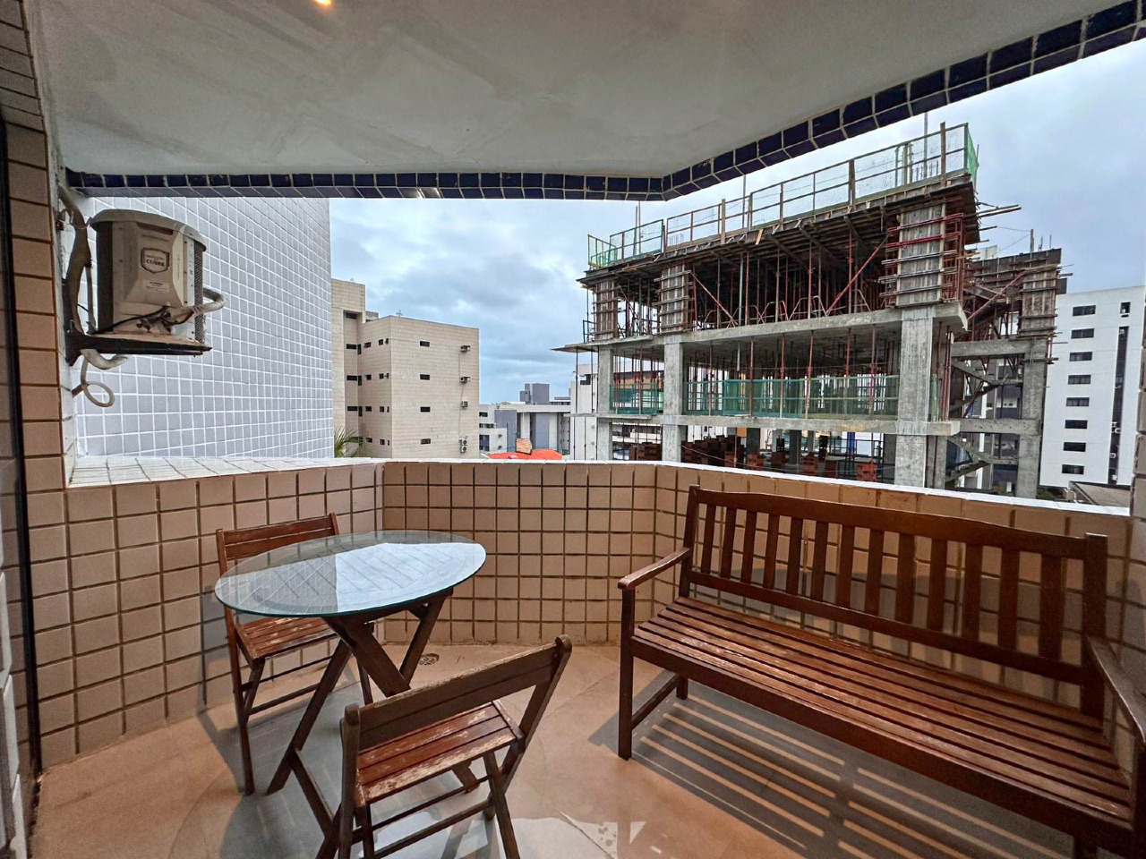 Flat à venda no Intermares: 