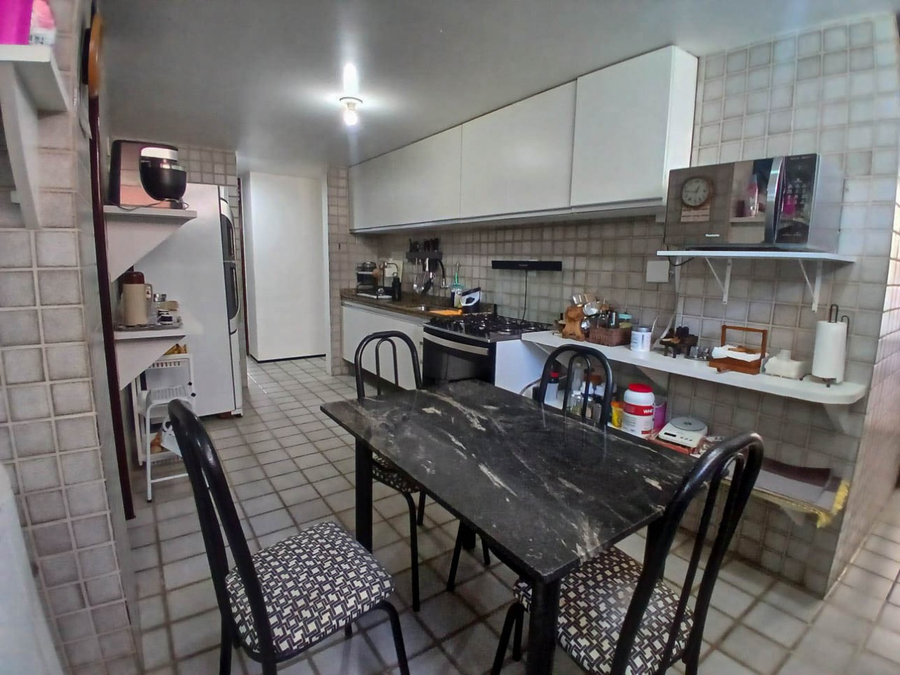 Apartamento à venda no Intermares: 