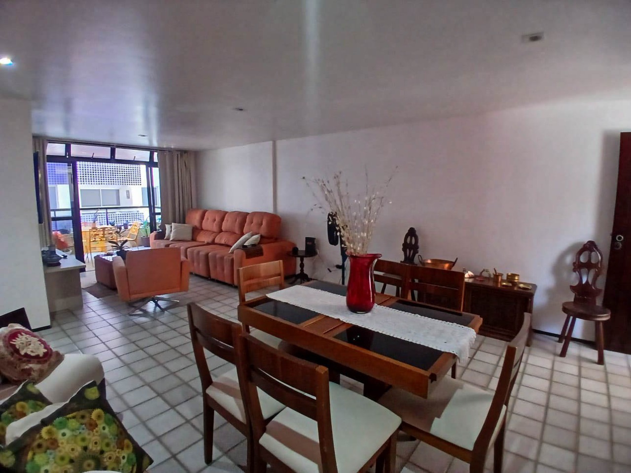 Apartamento à venda no Intermares: 