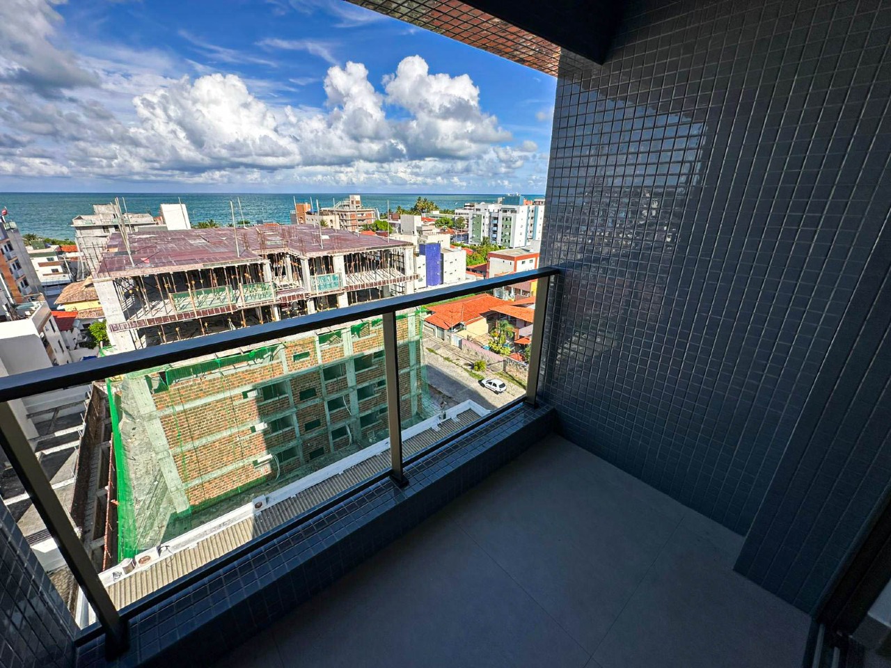 Cobertura para aluguel no Bessa: 