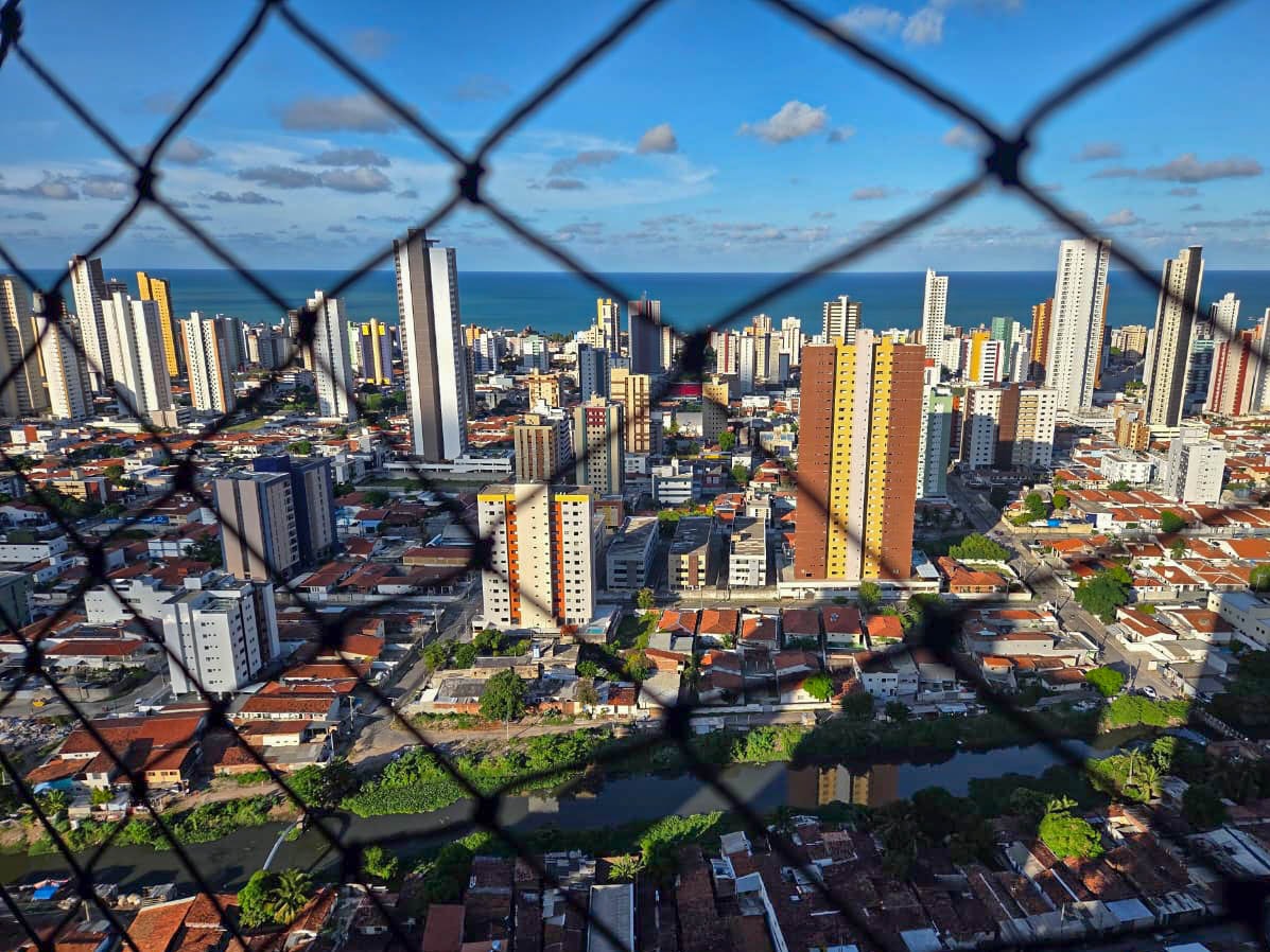 Cobertura à venda no João Agripino: 