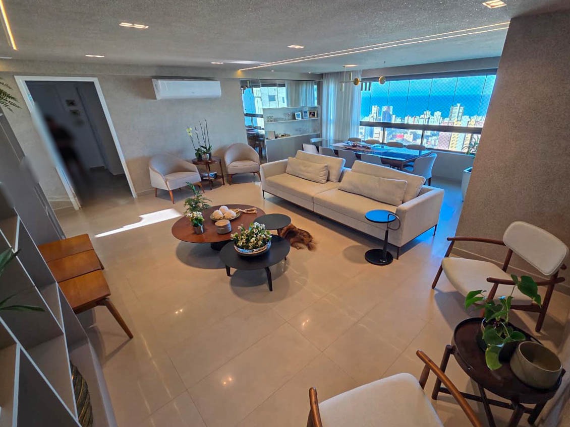 Cobertura à venda no João Agripino: 