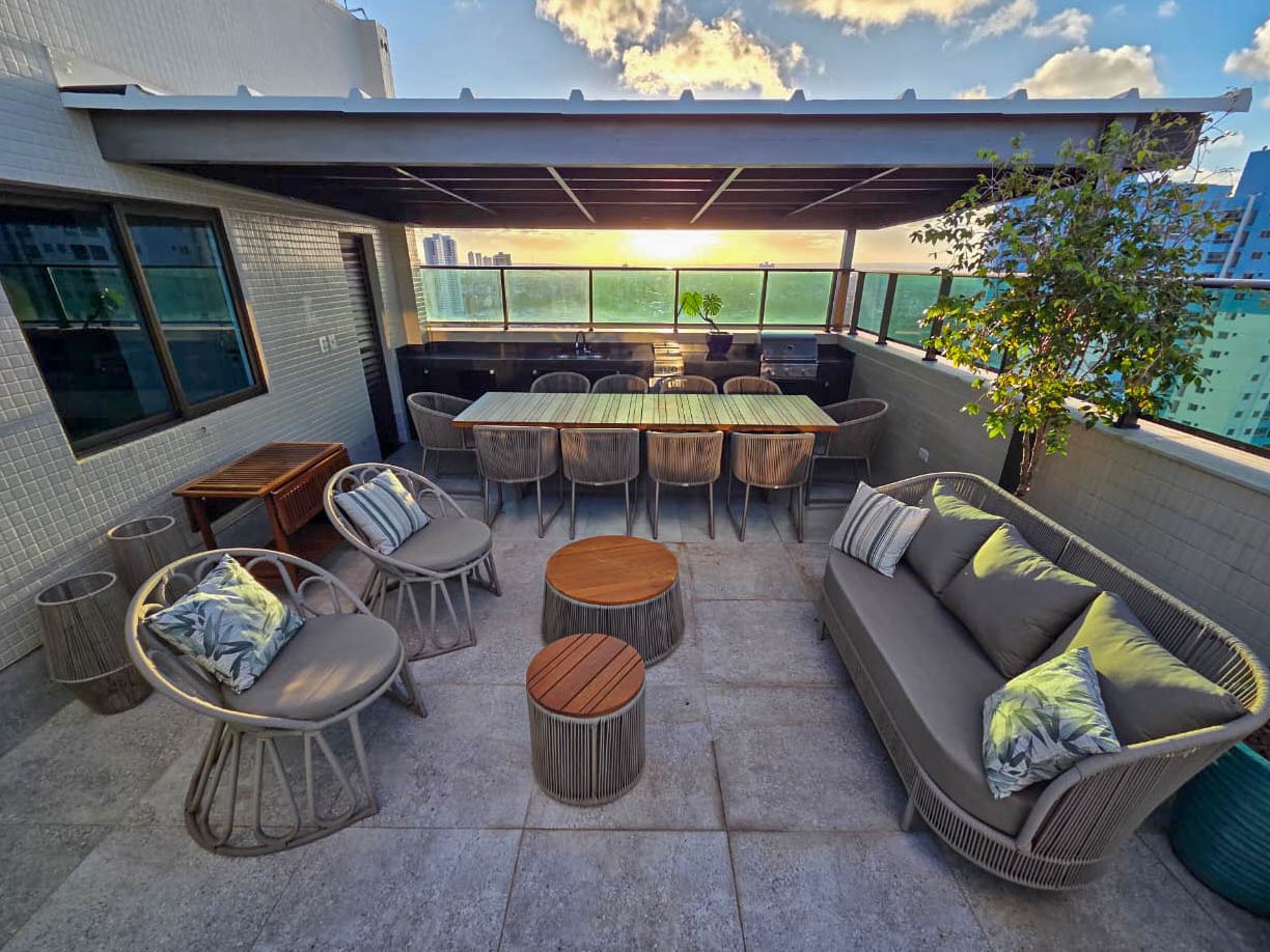 Cobertura à venda no João Agripino: 